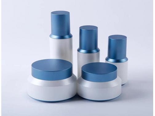Cosmetic Plastic Containers