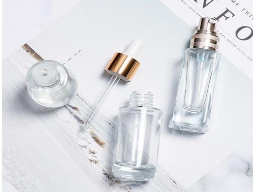 Cosmetic Bottles Suppliers